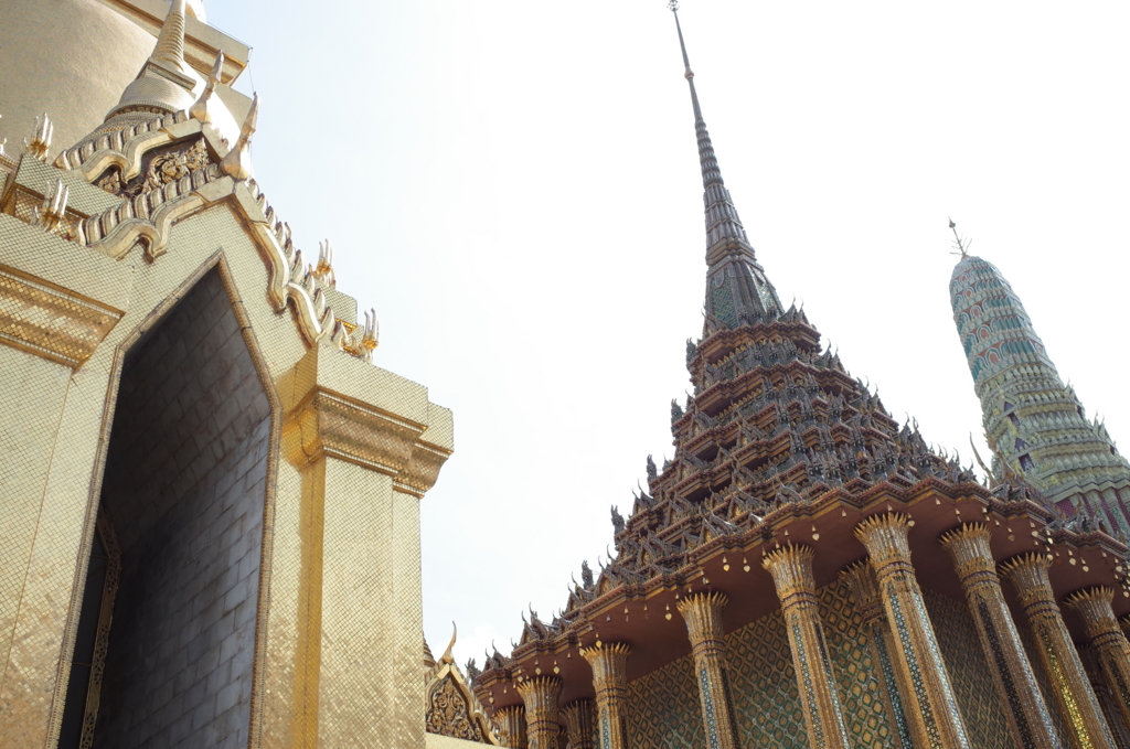 バンコクの三大寺院ツアーで見たワット・プラケオ（エメラルド寺院）の写真